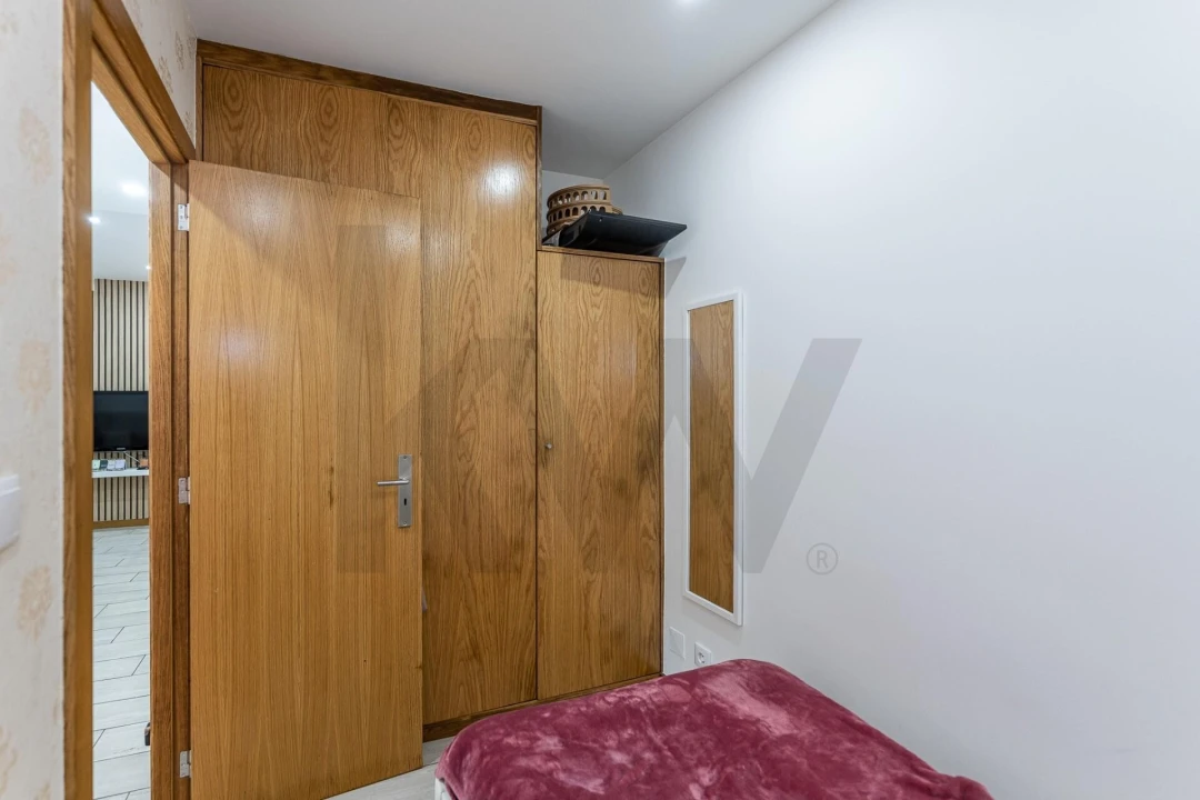 Apartamento T1 para Venda em Subportela, Deocriste e Portela Susã Foto 20