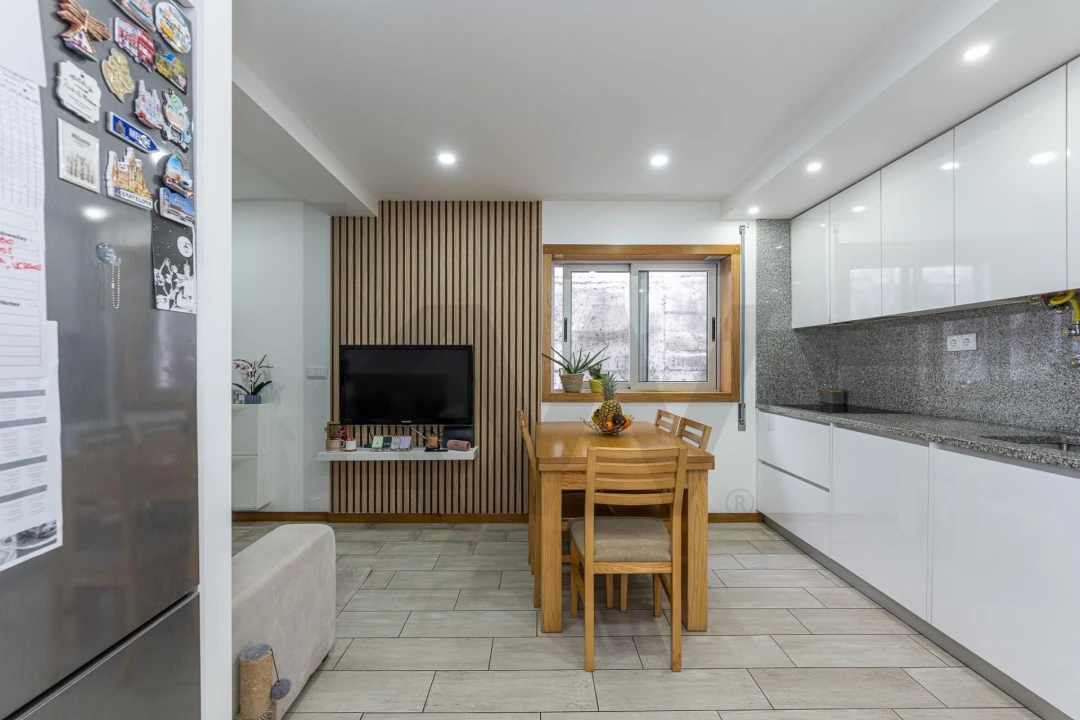 Apartamento T1 para Venda em Subportela, Deocriste e Portela Susã Foto 3