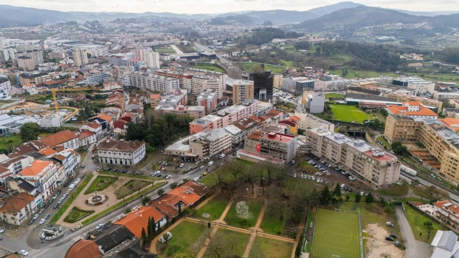 Loja para Venda em Braga (Maximinos, Sé e Cividade) Foto 2
