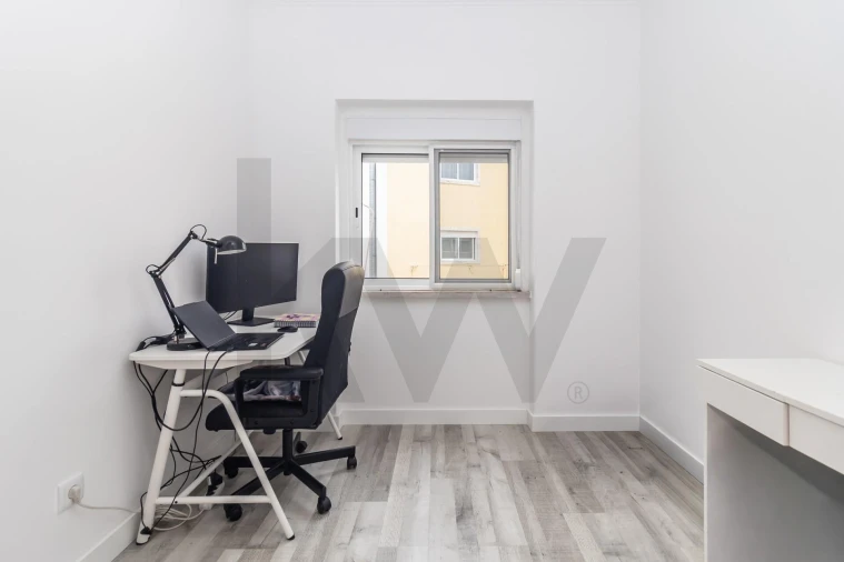 Apartamento T2 para Venda em Seixal, Arrentela e Aldeia de Paio Pires Foto 29