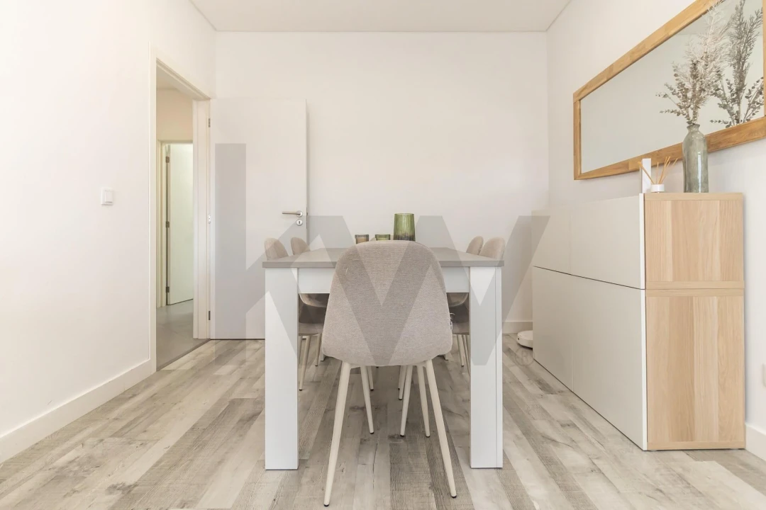 Apartamento T2 para Venda em Seixal, Arrentela e Aldeia de Paio Pires Foto 17