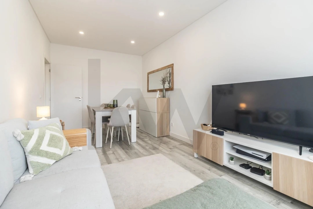 Apartamento T2 para Venda em Seixal, Arrentela e Aldeia de Paio Pires Foto 14