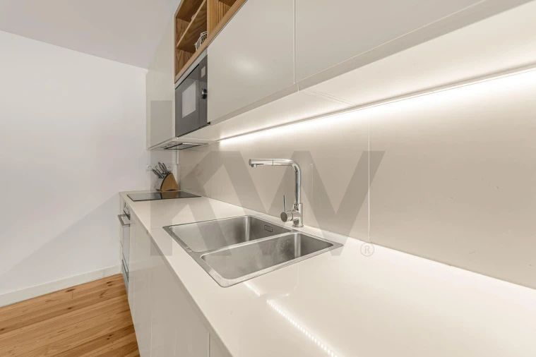Apartamento T3 para Venda em Santo António Foto 5