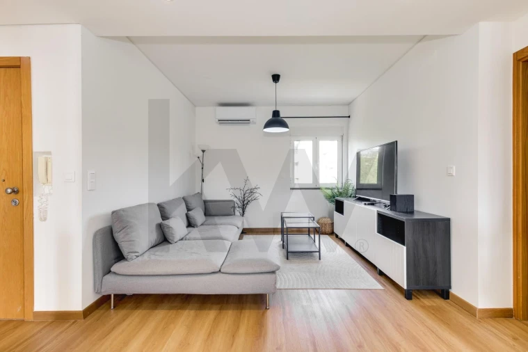 Apartamento T4 para Venda em Águas Livres Foto 3