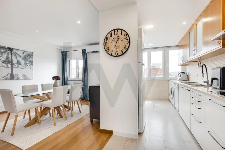 Apartamento T4 para Venda em Águas Livres Foto 5