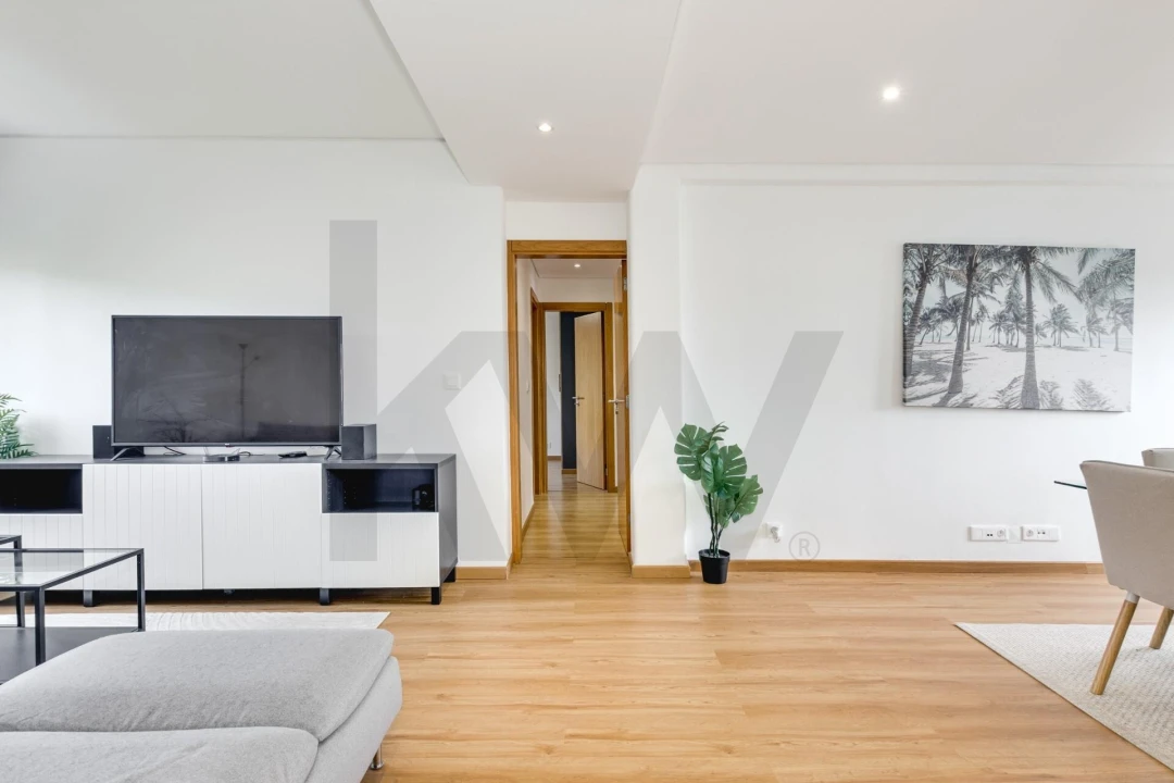 Apartamento T4 para Venda em Águas Livres Foto 9