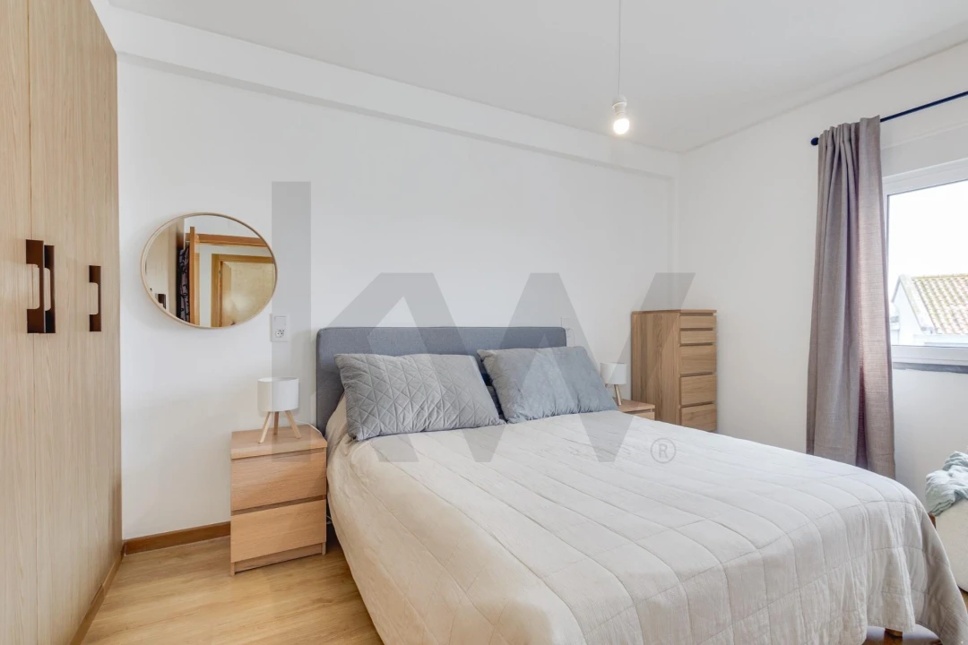 Apartamento T4 para Venda em Águas Livres Foto 13