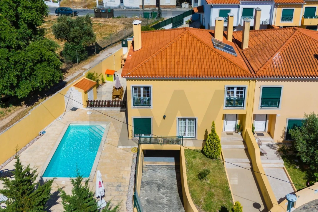 Moradia T4 para Venda em Romeira e Várzea Foto 2