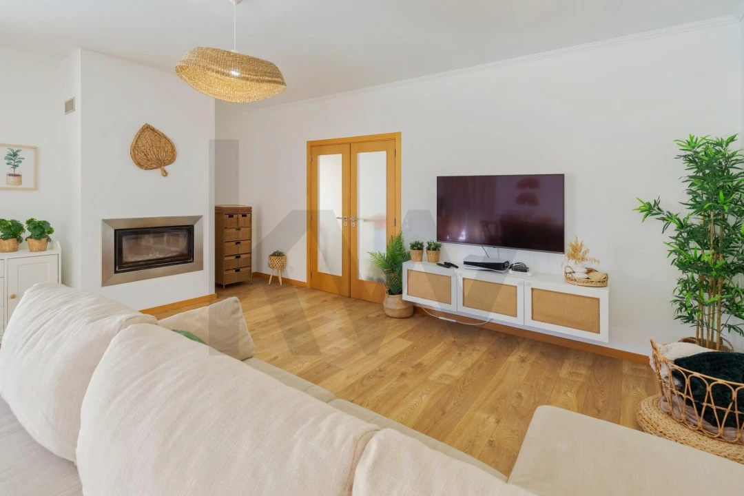 Moradia T4 para Venda em Romeira e Várzea Foto 12