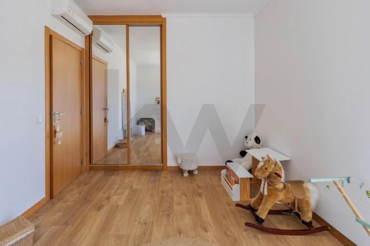 Moradia T4 para Venda em Romeira e Várzea Foto 30