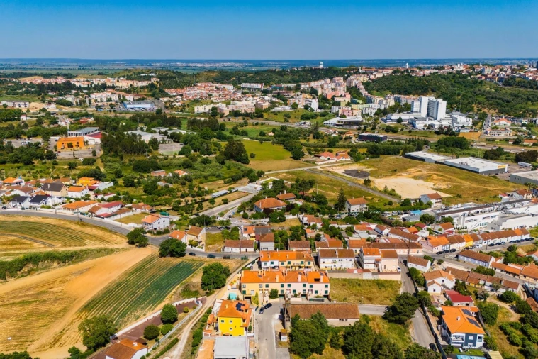 Moradia T4 para Venda em Romeira e Várzea Foto 42