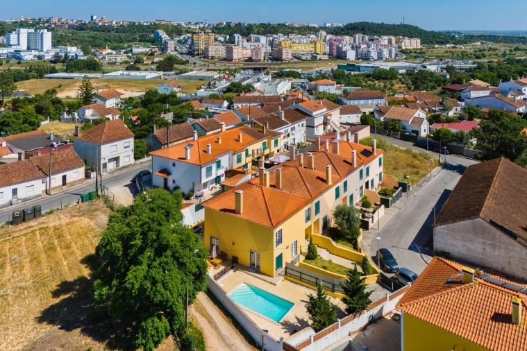 Moradia T4 para Venda em Romeira e Várzea Foto 38