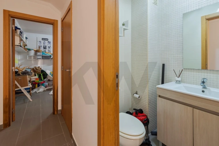 Moradia T4 para Venda em Romeira e Várzea Foto 36