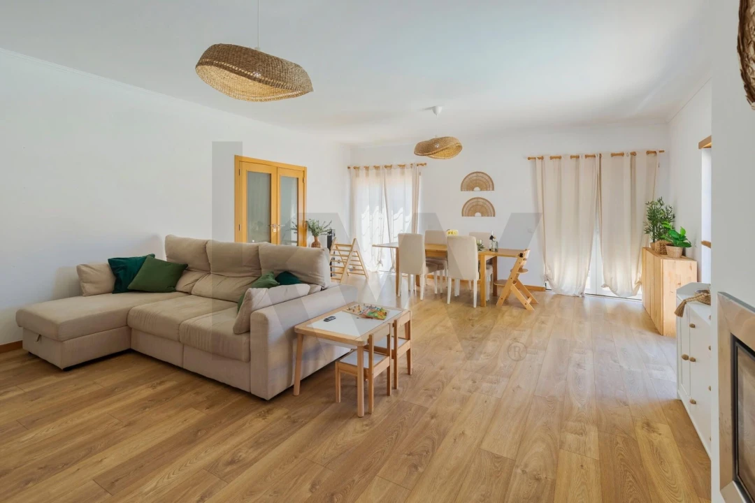 Moradia T4 para Venda em Romeira e Várzea Foto 14