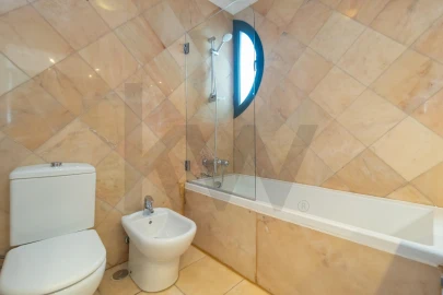 Moradia T4 para Arrendamento em Estrela