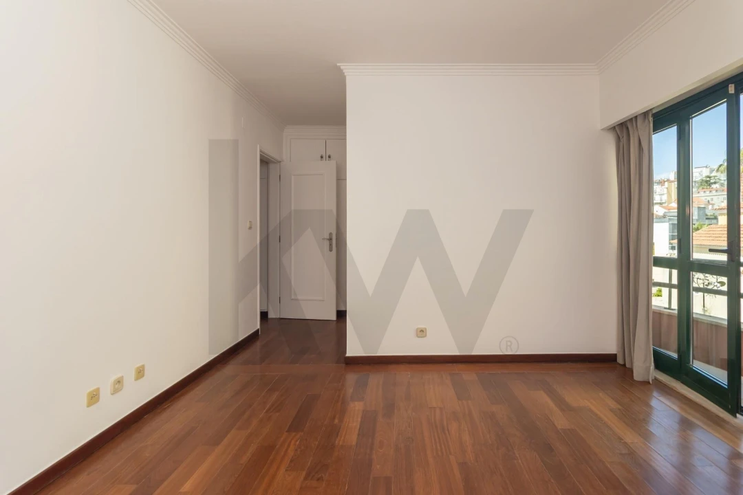 Moradia T4 para Arrendamento em Estrela Foto 37