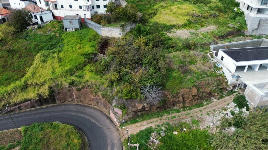 Terreno para Venda em Ribeira Brava Foto 5