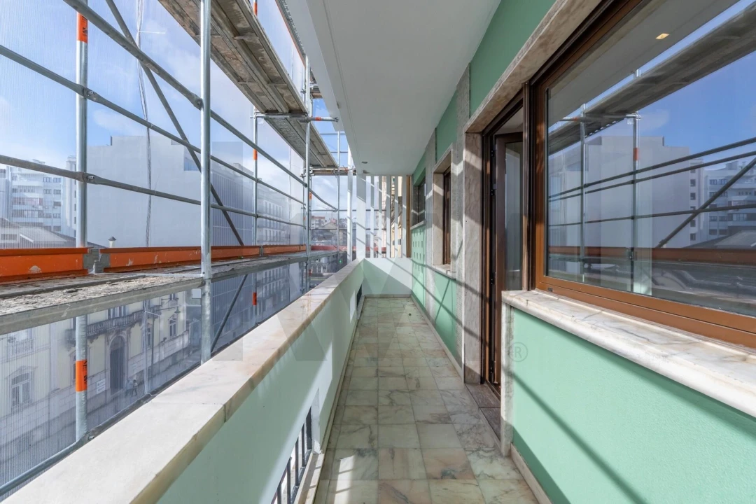 Apartamento T3 para Arrendamento em Avenidas Novas Foto 22