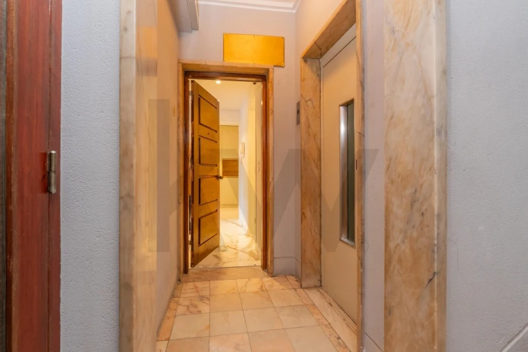 Apartamento T3 para Arrendamento em Avenidas Novas Foto 21