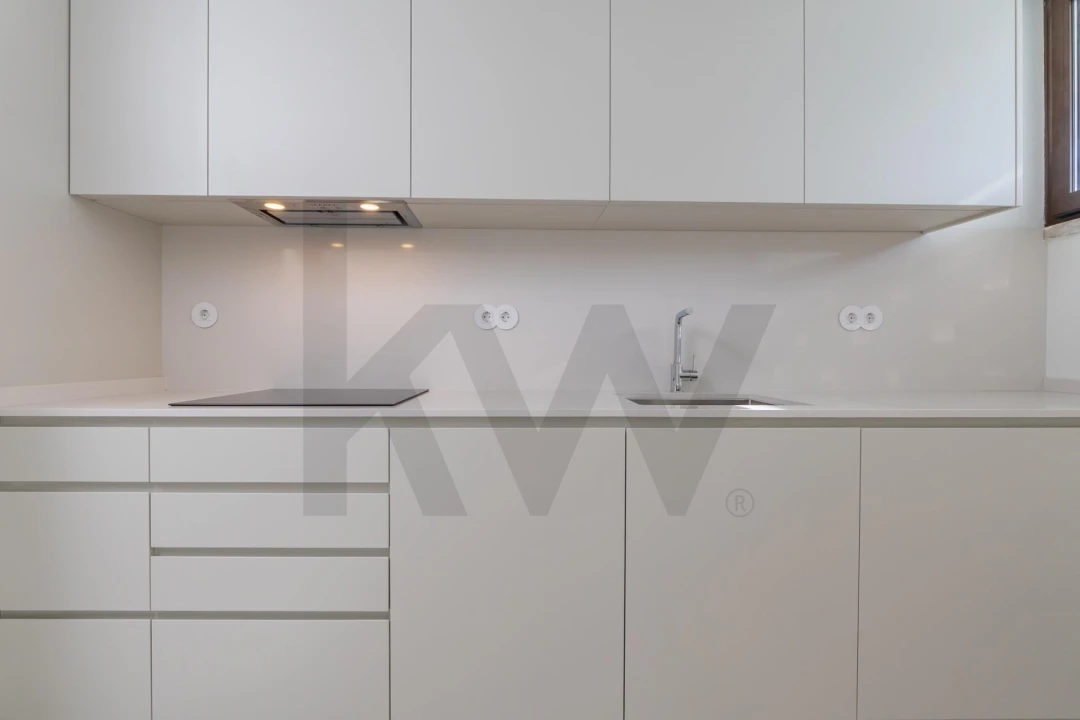 Apartamento T3 para Arrendamento em Avenidas Novas Foto 6