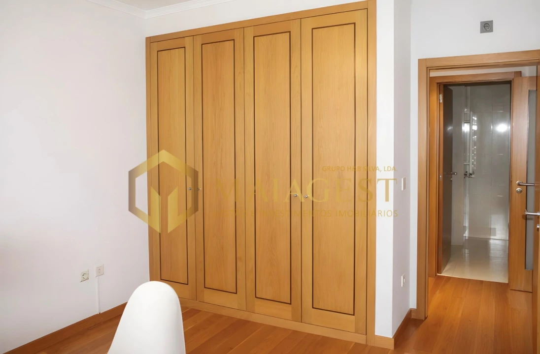 Apartamento T2 para Arrendamento em Santa Marinha e São Pedro da Afurada Foto 9