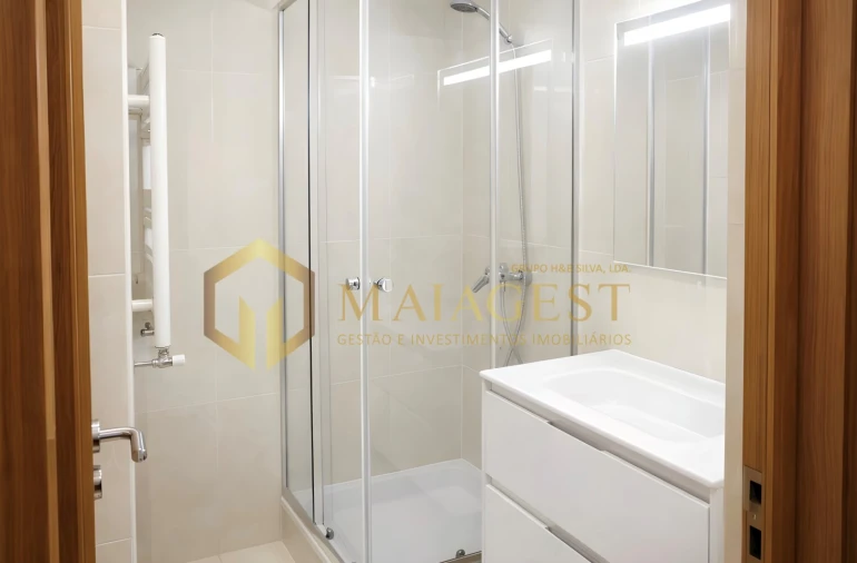 Apartamento T2 para Arrendamento em Santa Marinha e São Pedro da Afurada Foto 8