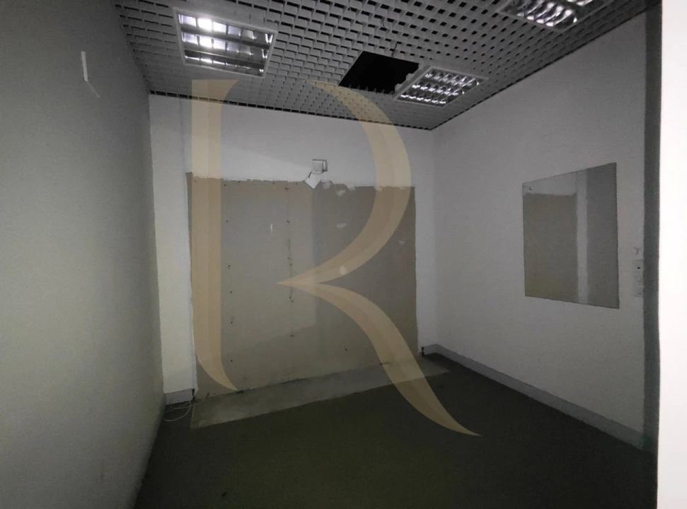 Loja para Venda em Avenidas Novas Foto 17