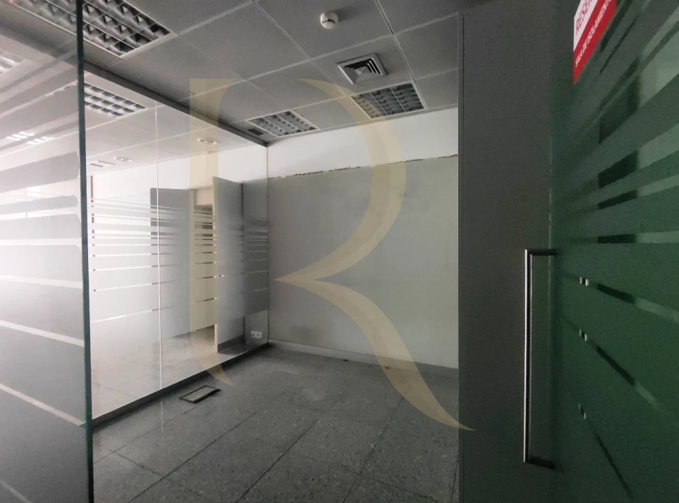 Loja para Venda em Avenidas Novas Foto 24