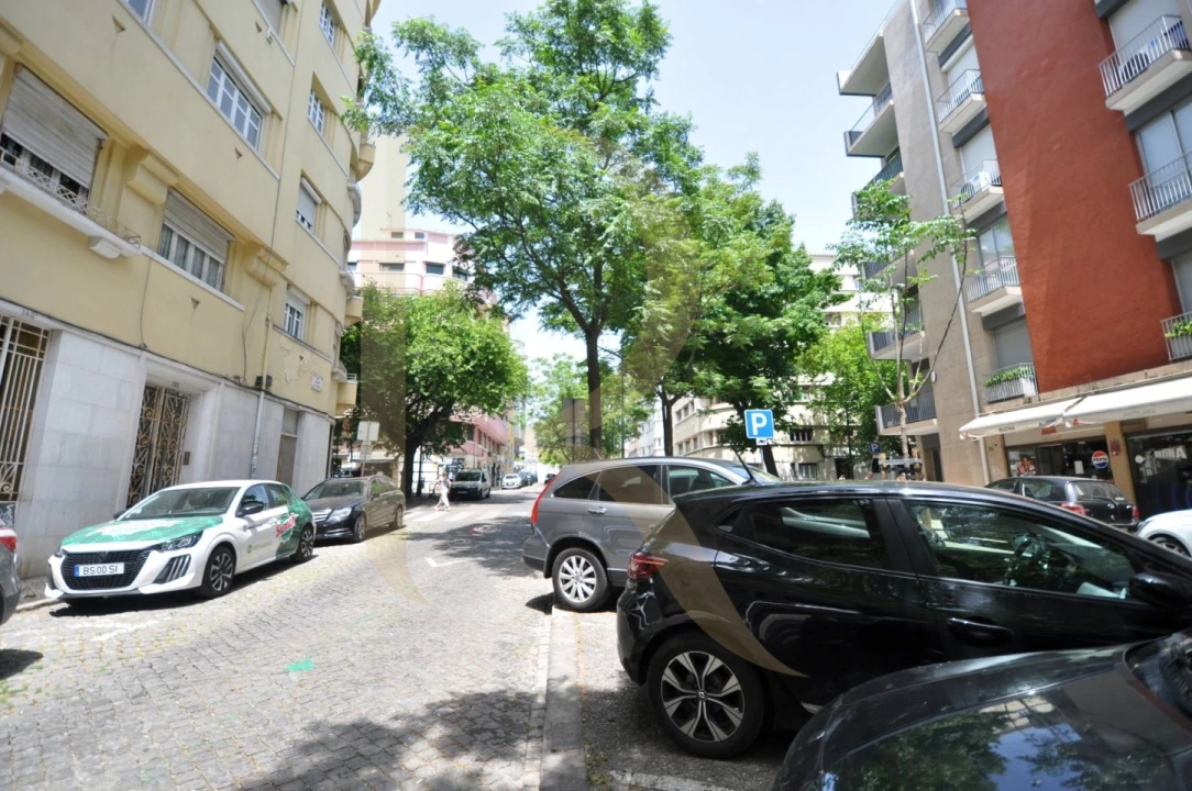 Loja para Venda em Avenidas Novas Foto 28