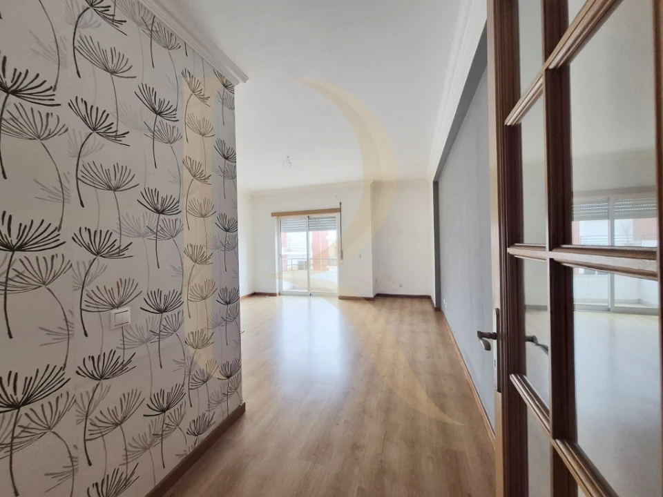 Apartamento T2 para Venda em Laranjeiro e Feijó Foto 14