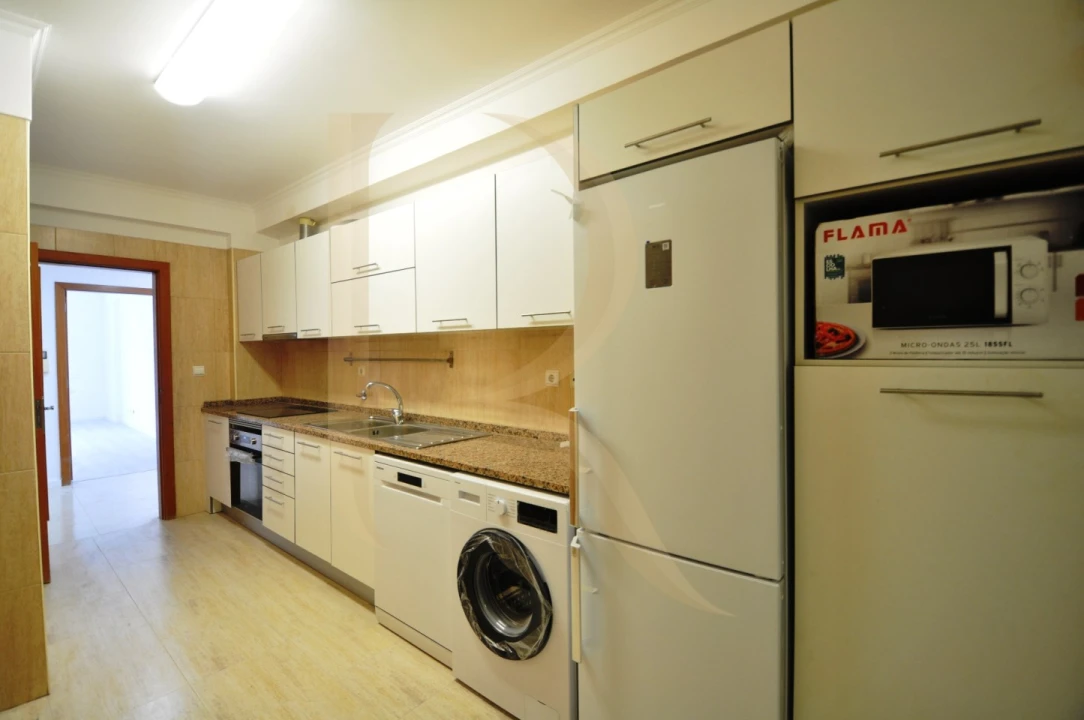 Apartamento T2 para Venda em Laranjeiro e Feijó Foto 3