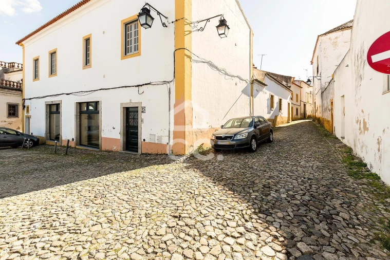 Moradia T3 para Arrendamento em Évora (São Mamede, Sé, São Pedro e Santo Antão) Foto 29