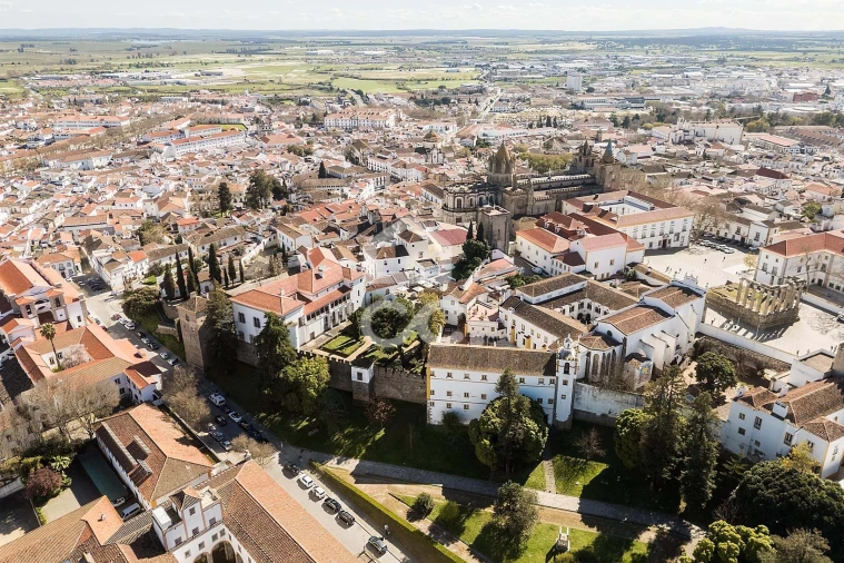 Moradia T3 para Arrendamento em Évora (São Mamede, Sé, São Pedro e Santo Antão) Foto 40