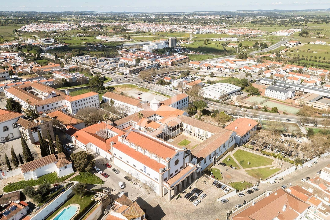 Moradia T3 para Arrendamento em Évora (São Mamede, Sé, São Pedro e Santo Antão) Foto 37