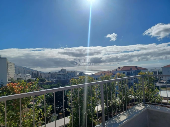 Apartamento T2 para Venda em São Martinho Foto 37