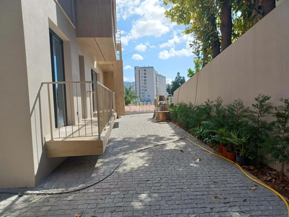 Apartamento T2 para Venda em São Martinho Foto 27