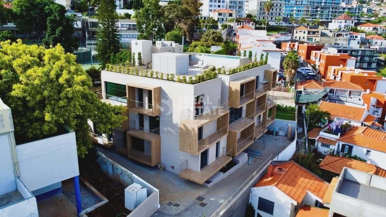 Apartamento T2 para Venda em São Martinho Foto 43