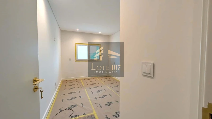 Apartamento T2 para Venda em Pinhal Novo Foto 24