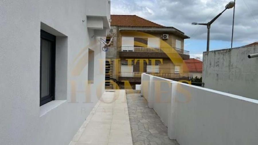 Moradia T3 para Venda em Almada, Cova da Piedade, Pragal e Cacilhas Foto 5