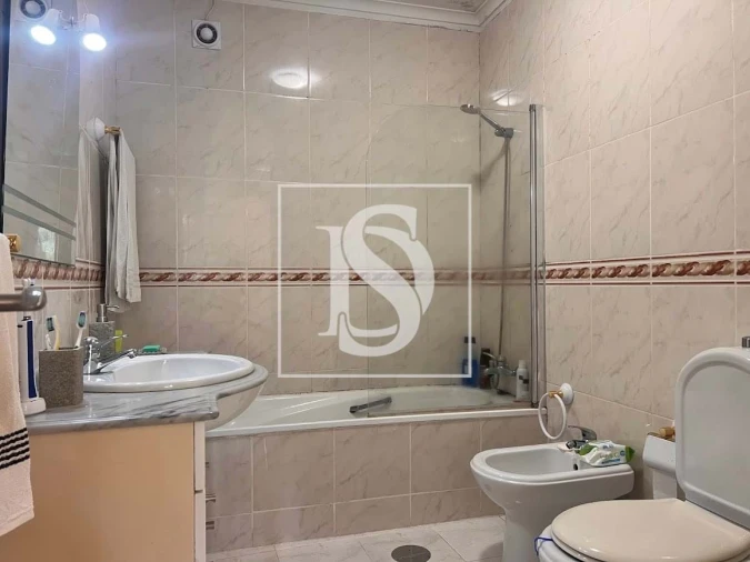 Apartamento T2 para Venda em Canelas Foto 17