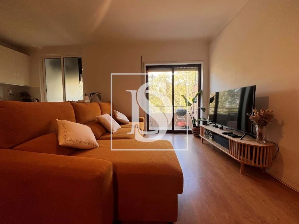 Apartamento T2 para Venda em Canelas Foto 2