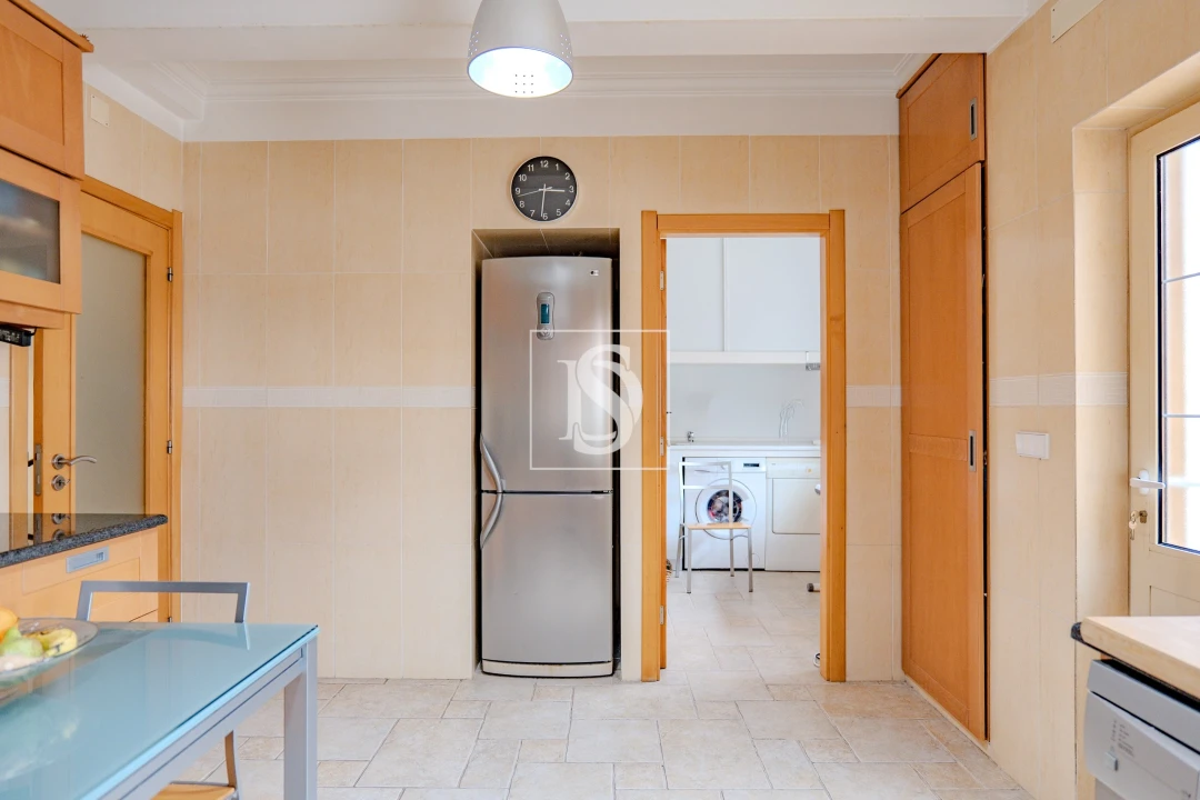 Moradia T4 para Venda em Torres Novas (Santa Maria, Salvador e Santiago) Foto 9