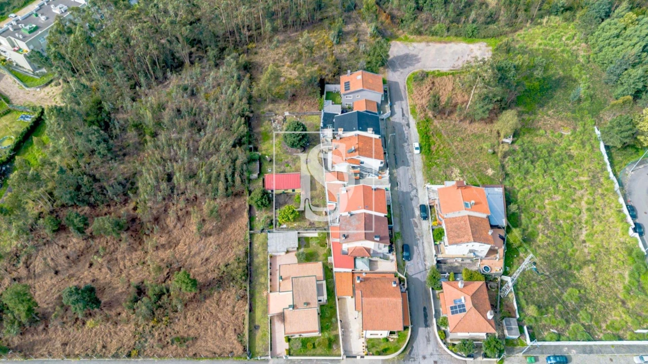 Moradia T1 para Venda em Arcozelo Foto 14