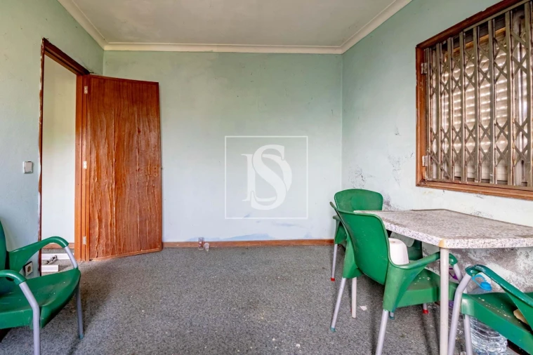 Moradia T1 para Venda em Arcozelo Foto 3