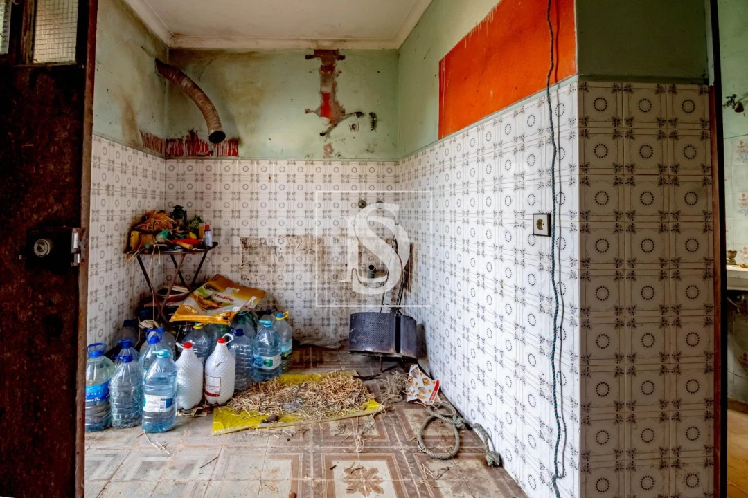 Moradia T1 para Venda em Arcozelo Foto 27