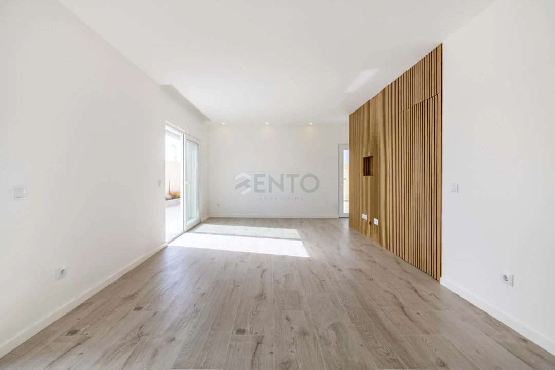 Moradia T2 para Venda em Atouguia da Baleia Foto 4