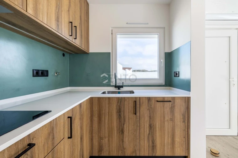 Moradia T2 para Venda em Atouguia da Baleia Foto 10