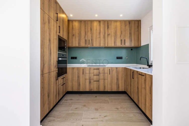 Moradia T2 para Venda em Atouguia da Baleia Foto 8