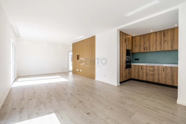 Moradia T2 para Venda em Atouguia da Baleia Foto 5