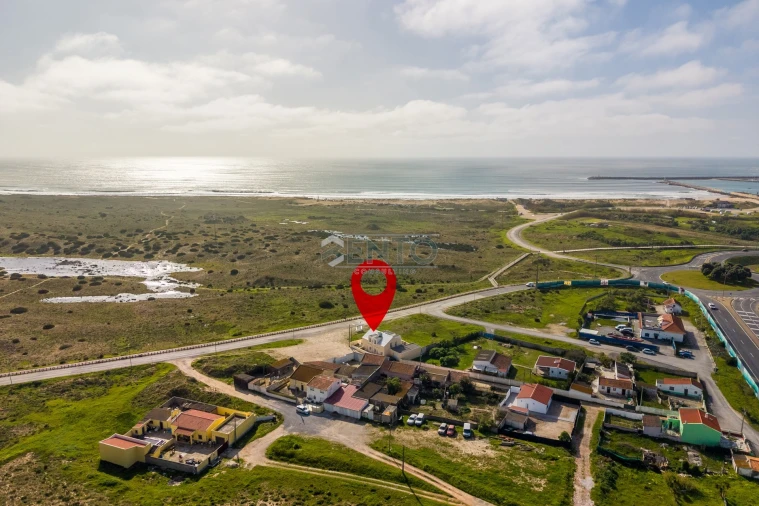 Moradia T2 para Venda em Atouguia da Baleia